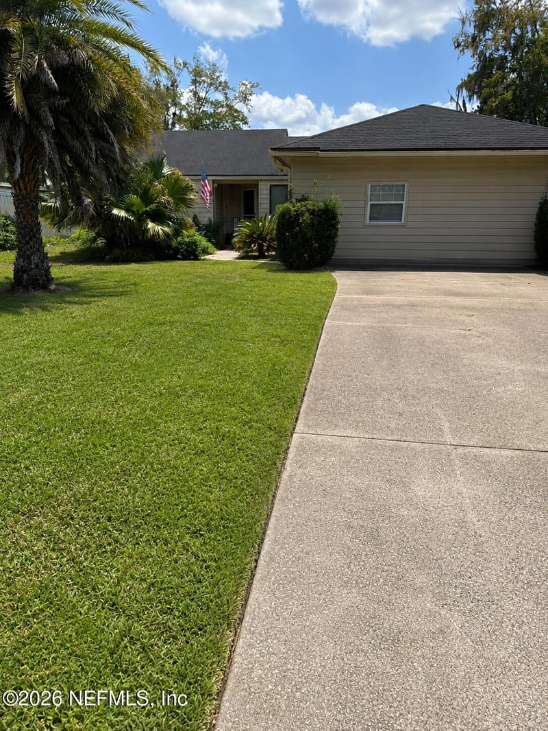 2211 Albury Ct, Middleburg, FL 32068