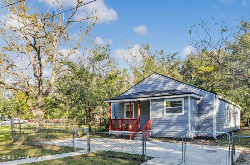2211 Olustee St, Jacksonville, FL 32209