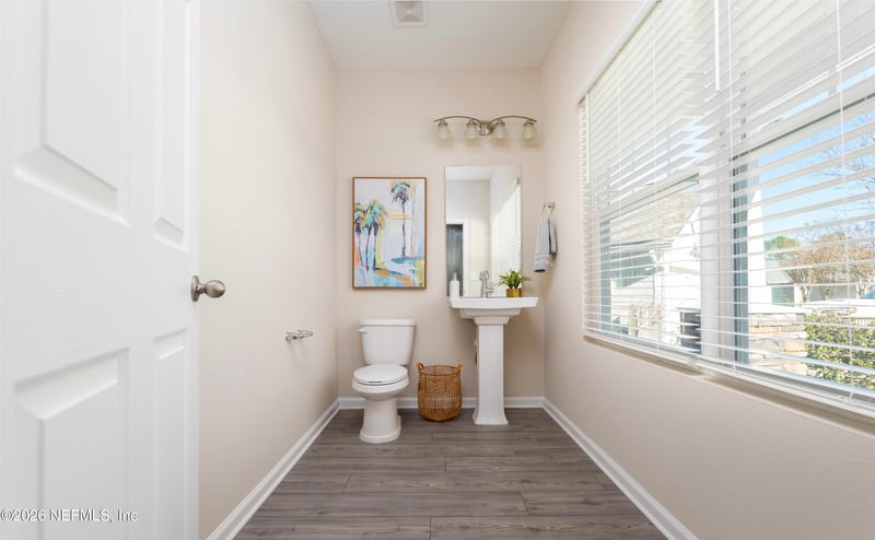 2214 Twin Pines Cir W, Jacksonville, FL 32246