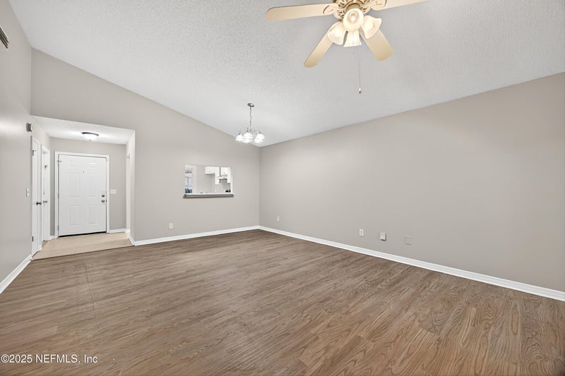 2217 Destine Ln, Jacksonville, FL 32233