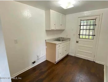 2217 W 39th St, Jacksonville, FL 32209
