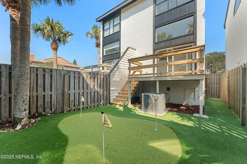 2218 2nd St S, Jacksonville Beach, FL 32250