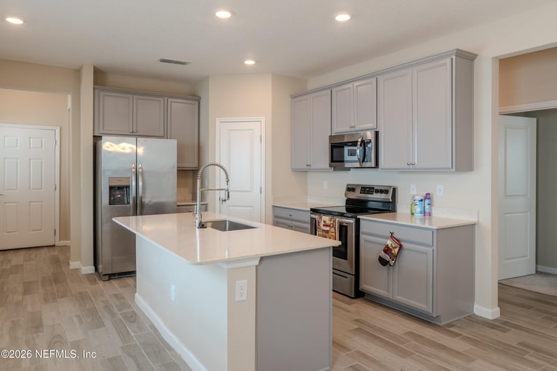 2218 Major Oak St, Jacksonville, FL 32218