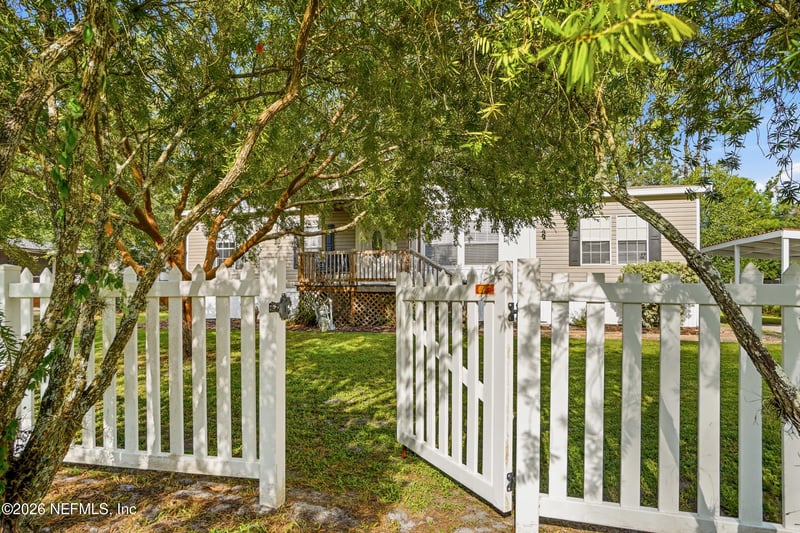 2219 Glen Gardner Dr, Jacksonville, FL 32246