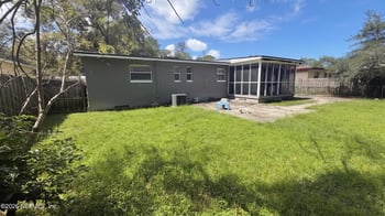 2219 Lou Dr W, Jacksonville, FL 32216