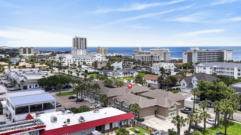 222 14th Ave N #203, Jacksonville Beach, FL 32250
