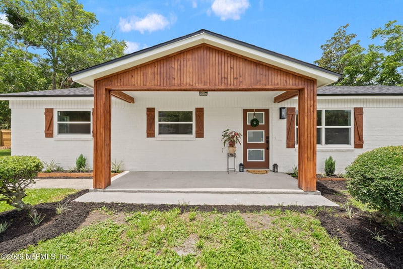 222 7th St S, Jacksonville Beach, FL 32250