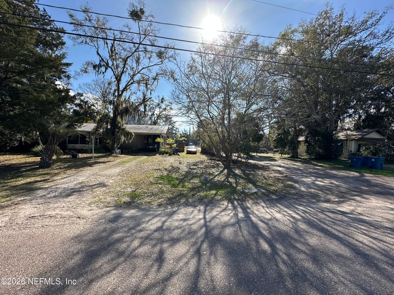 222 Kirk Rd, Jacksonville, FL 32218