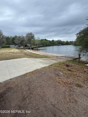 2221 Treasure Point Rd, Green Cove Springs, FL 32043