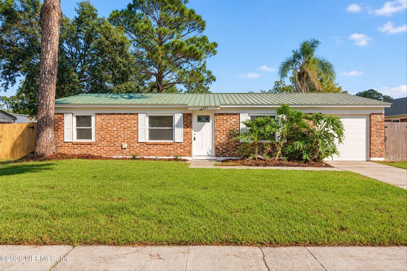 2227 Dumfries Cir E, Jacksonville, FL 32246