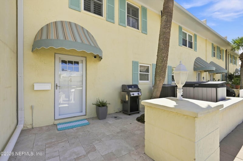 2233 Seminole Rd #24, Atlantic Beach, FL 32233