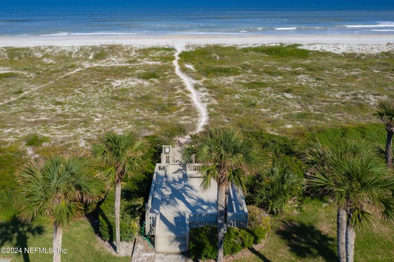 2233 Seminole Rd #4, Atlantic Beach, FL 32233