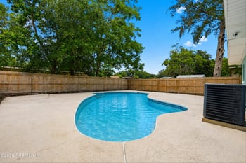 2234 La Valle Dr, Jacksonville, FL 32210
