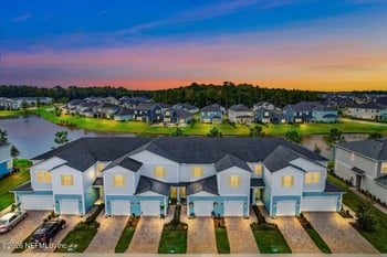 224 Brandon Lakes Dr, St Johns, FL 32092