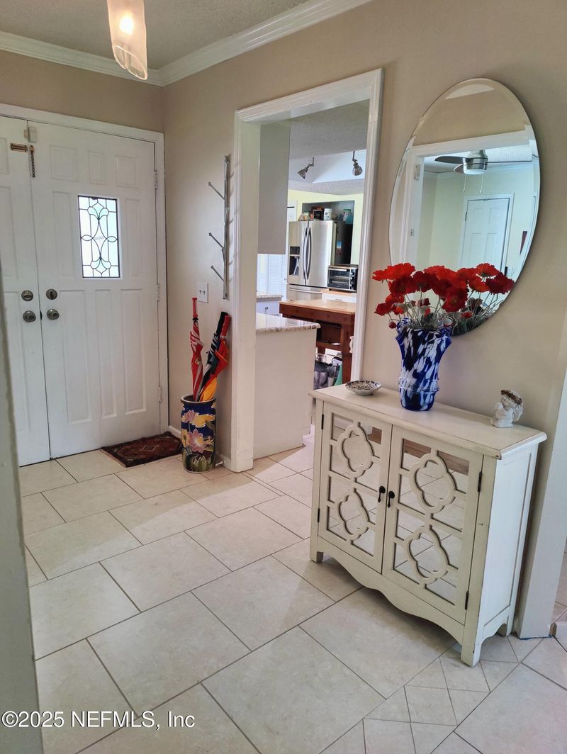 2243 The Woods Dr E, Jacksonville, FL 32246