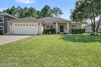 2244 Gardenmoss Dr, Green Cove Springs, FL 32043