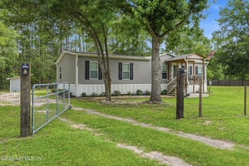 2246 Daisy St, Middleburg, FL 32068