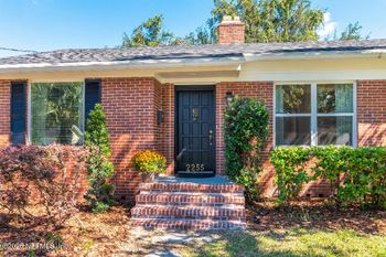 2255 Larchmont Rd, Jacksonville, FL 32207