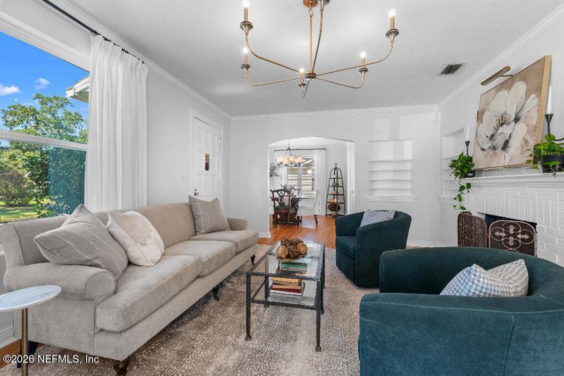 2255 Larchmont Rd, Jacksonville, FL 32207