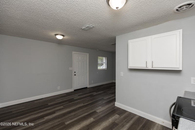 2255 W 13th St, Jacksonville, FL 32209