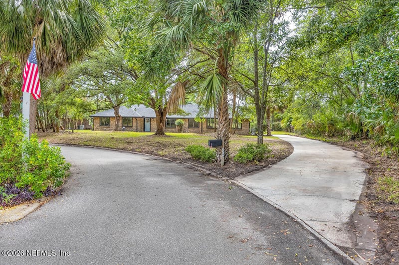 2256 Foxwood Dr, Orange Park, FL 32073