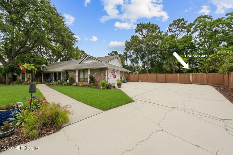 2265 Meadow Lark Ct, Jacksonville, FL 32246