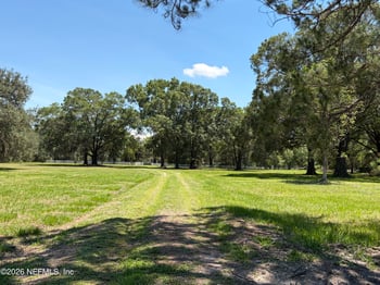 2266 NE 204th St, Lawtey, FL 32058