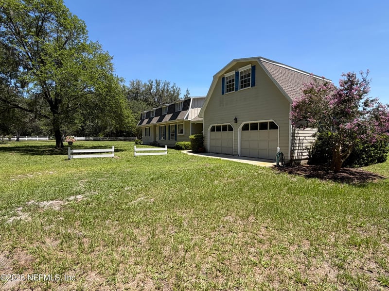 2266 NE 204th St, Lawtey, FL 32058