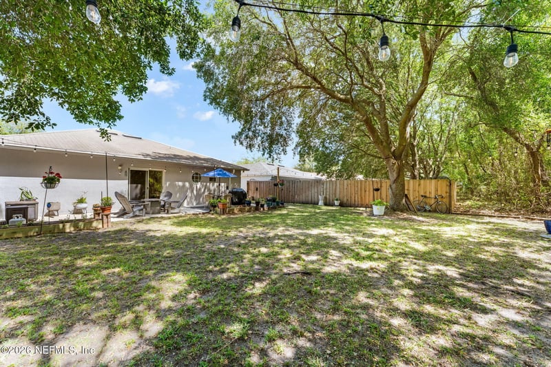 2274 Peerless Ln W, Jacksonville, FL 32246