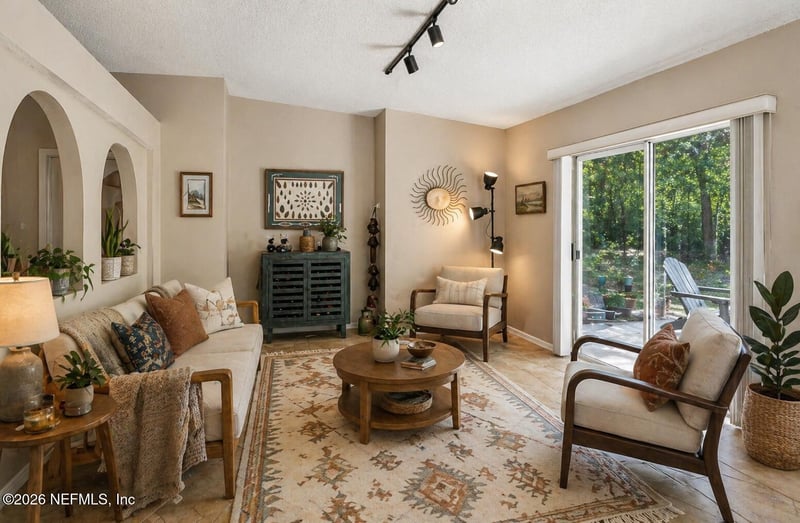2274 Peerless Ln W, Jacksonville, FL 32246