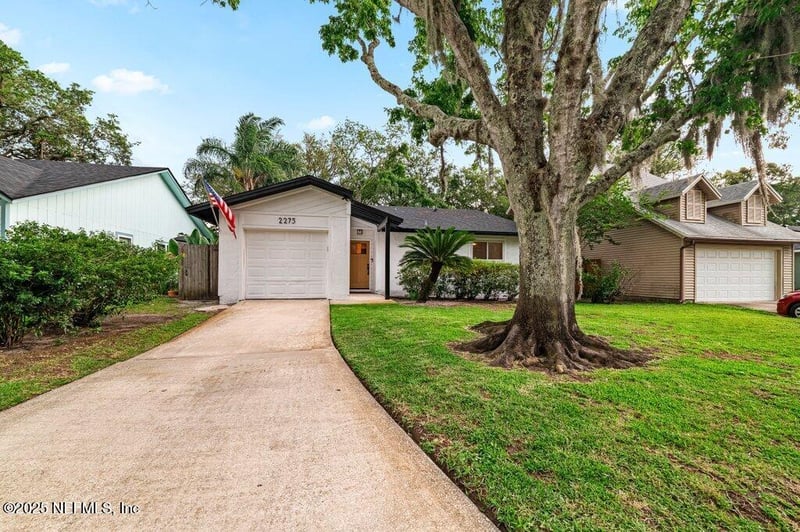 2275 Fairway Villas Ln N, Atlantic Beach, FL 32233