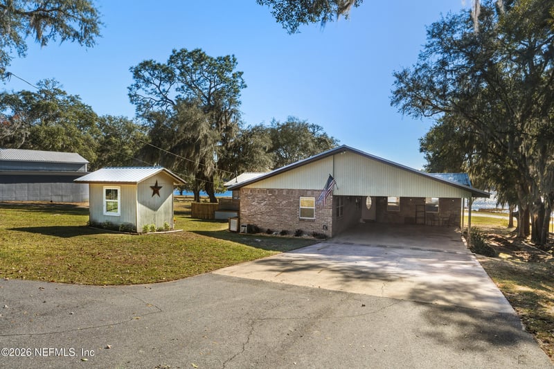 228 SE 66th St, Starke, FL 32091