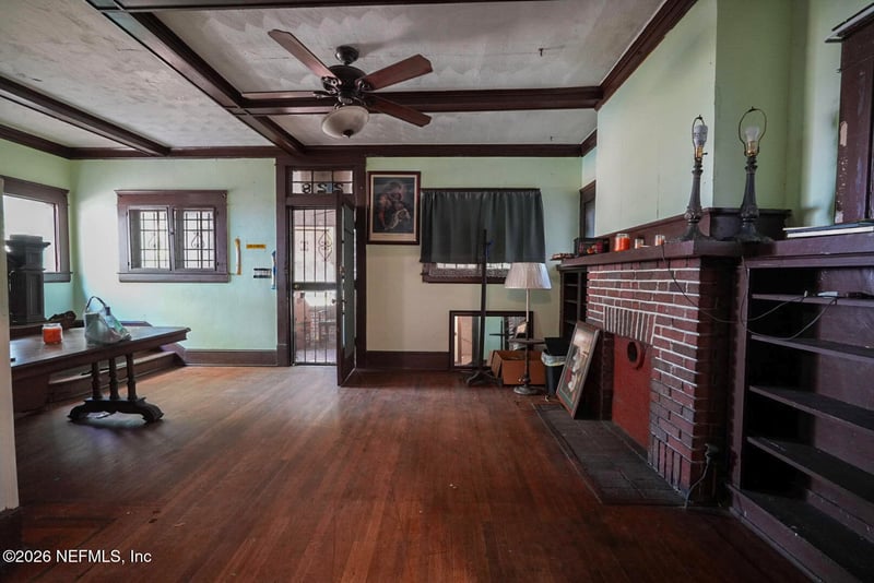 228 W 11th St, Jacksonville, FL 32206