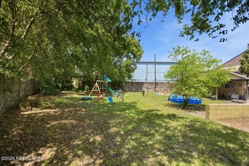 2284 Larchmont Rd, Jacksonville, FL 32207