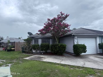 2288 Ironstone Dr E, Jacksonville, FL 32246