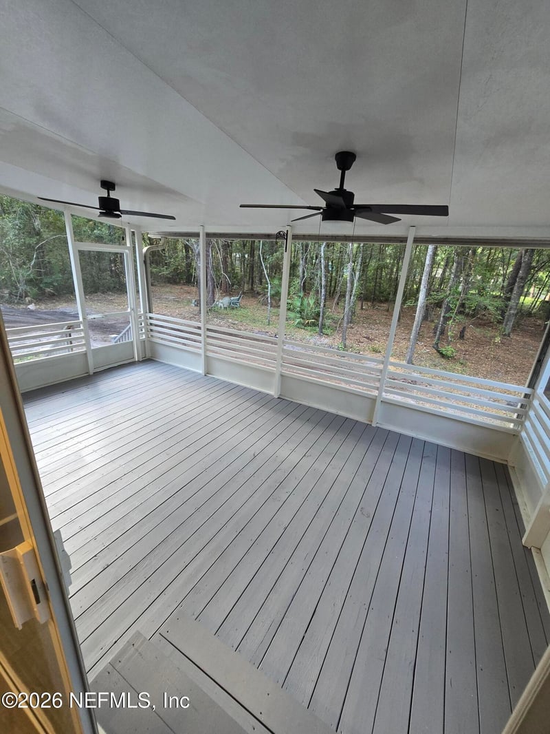 229 Dolphin Cir, Middleburg, FL 32068