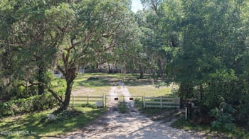 2291 Stauffer Rd, Green Cove Springs, FL 32043