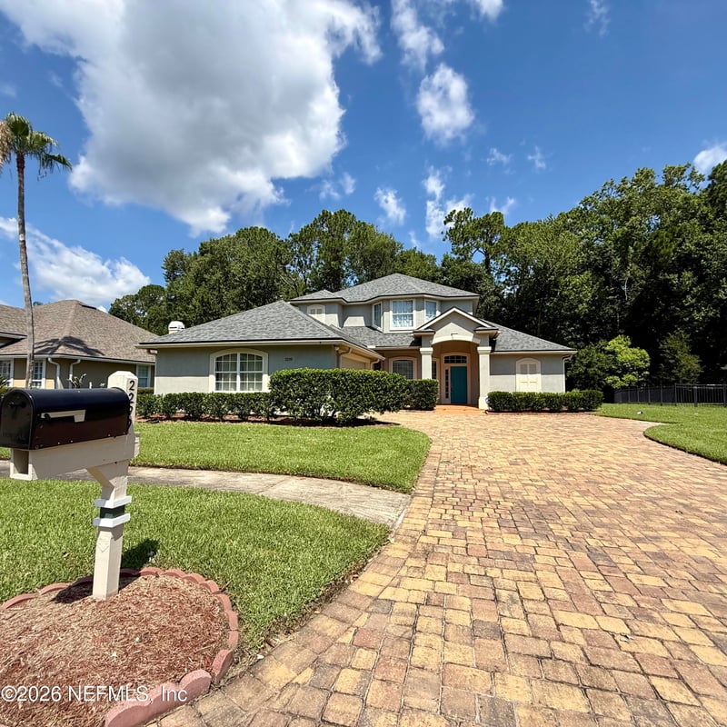 2299 S Brook Dr, Fleming Island, FL 32003