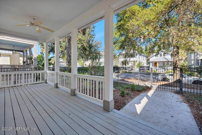 230 E 4th St, Jacksonville, FL 32206