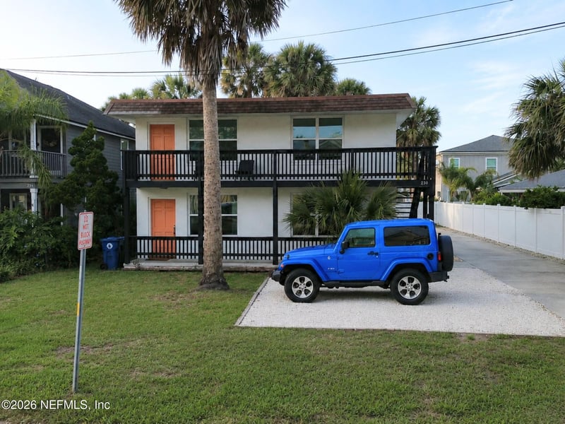 230 Margaret St, Neptune Beach, FL 32266