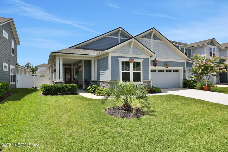 230 Oak Shadow Pl, St Johns, FL 32259