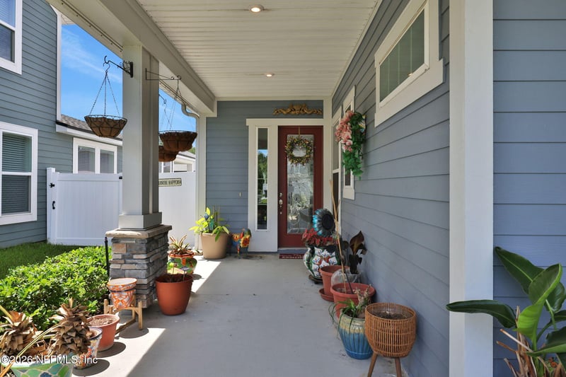 230 Oak Shadow Pl, St Johns, FL 32259