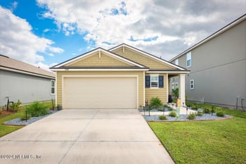 2302 Falling Star Ln, Green Cove Springs, FL 32043