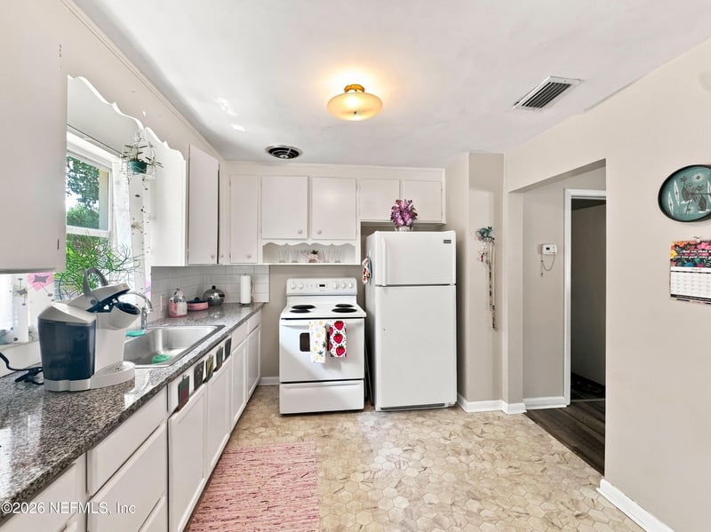 2304 Randy Rd, Jacksonville, FL 32216