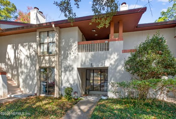 2305 Wood Hill Pl, Jacksonville, FL 32256