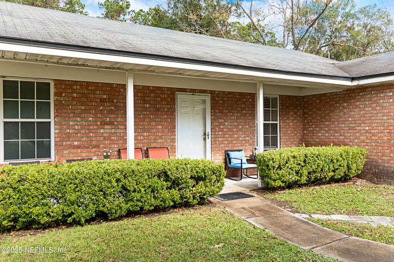 231 3rd St W INCLUDES ADJACENT LOT, Baldwin, FL 32234