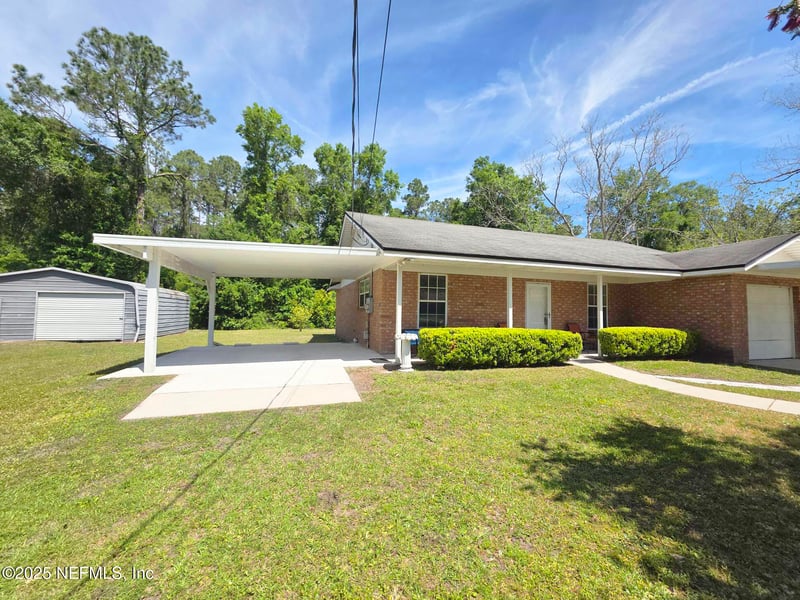 231 3rd St W INCLUDES ADJACENT LOT, Baldwin, FL 32234