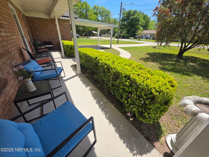 231 3rd St W INCLUDES ADJACENT LOT, Baldwin, FL 32234