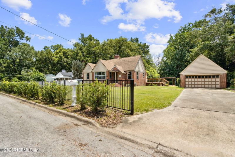 2321 Camden Ave, Jacksonville, FL 32207