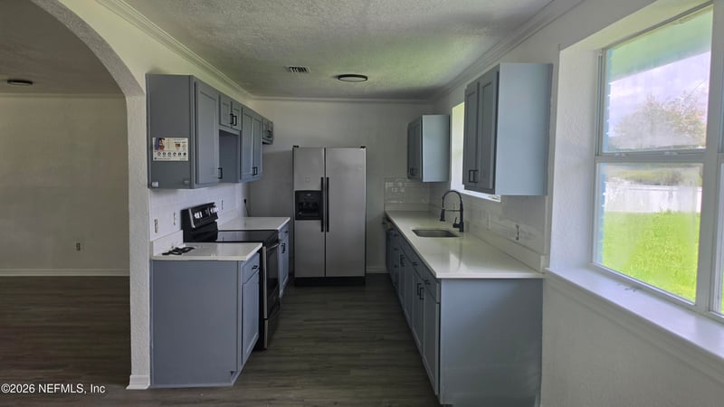 2325 Ribault Scenic Dr, Jacksonville, FL 32208